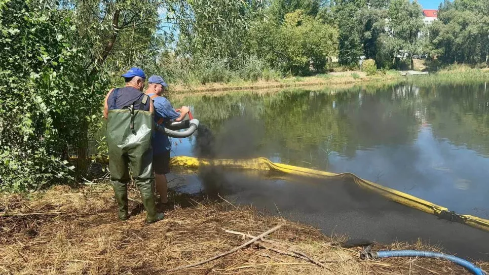 Очищення водойм після обстрілу: обсяг нафтопродуктів на озері Кирилівському зменшився у 33 рази1