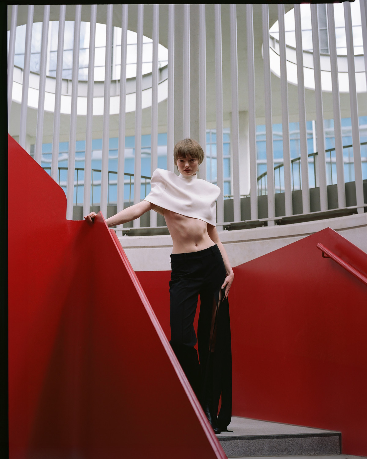 Діалог двох поколінь: fashion-історія про жіночність поза часом23
