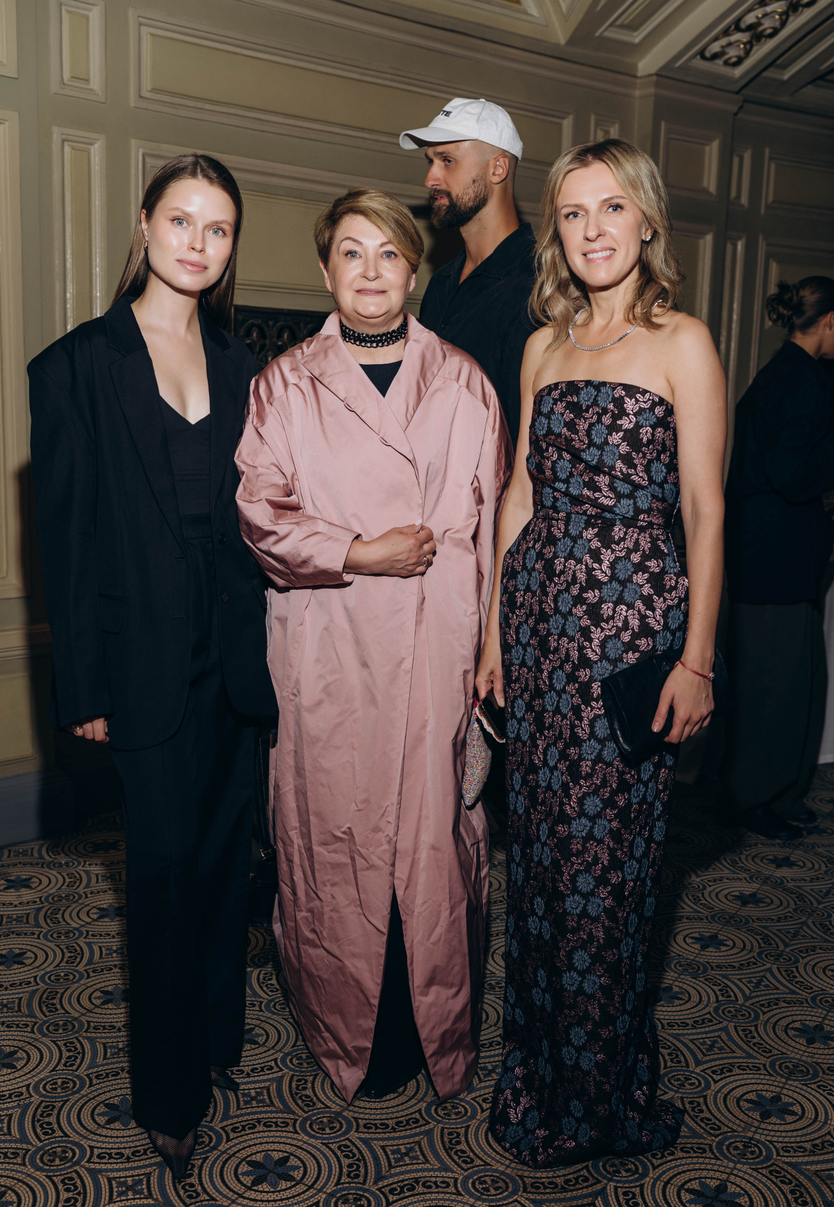 Найстильніші гості першого дня Ukrainian fashion week сезону весна-літо — 202718