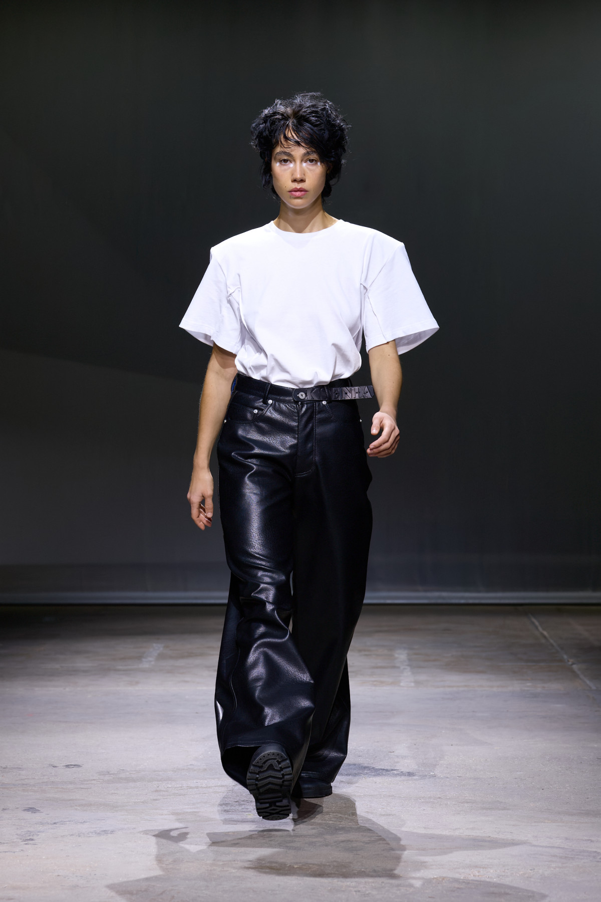 Нова глава KSENIASCHNAIDER: дебют Антона Шнайдера на London Fashion Week11