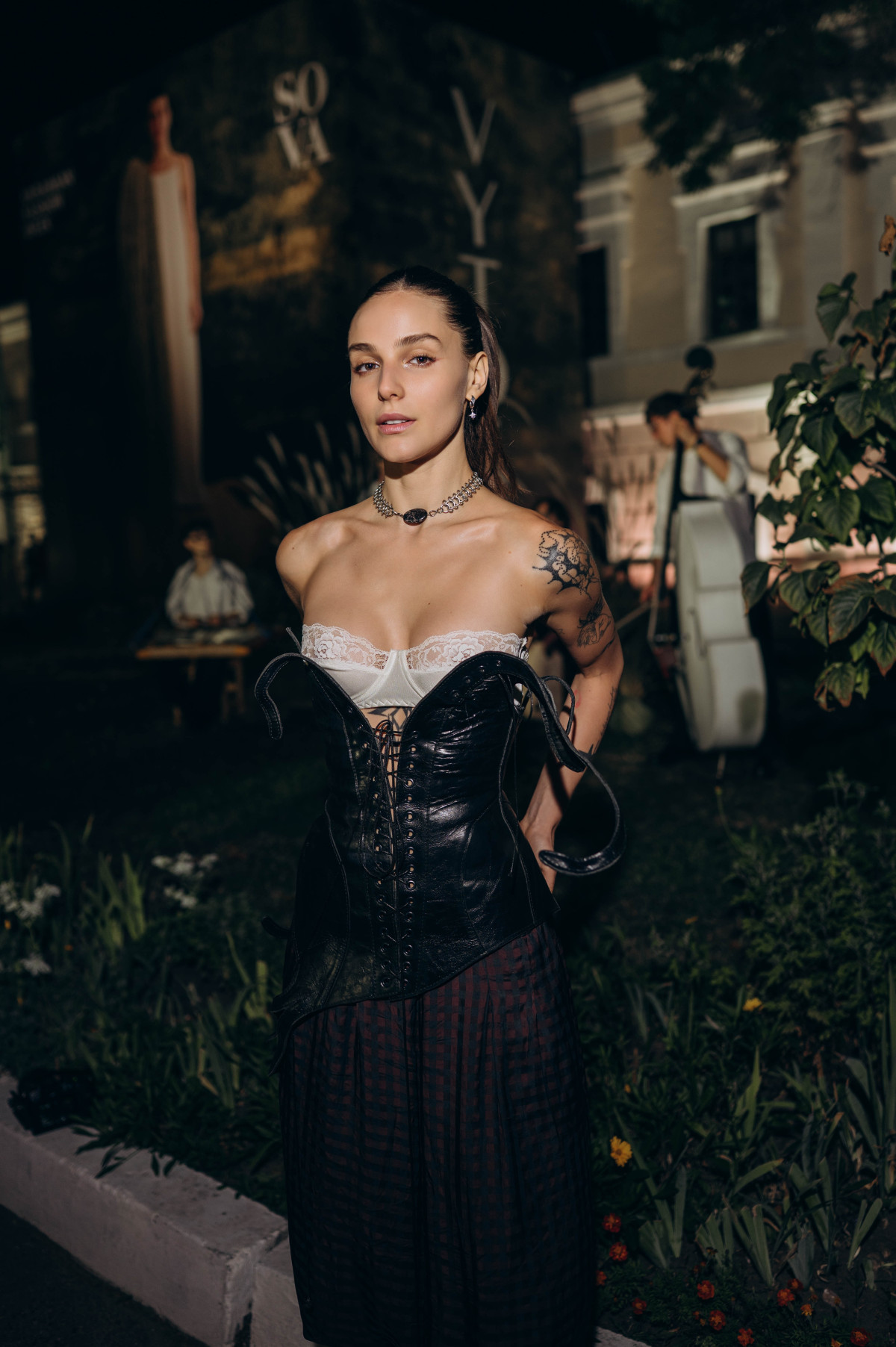 Найстильніші образи гостей третього й четвертого днів Ukrainian Fashion Week сезону весна-літо — 202741