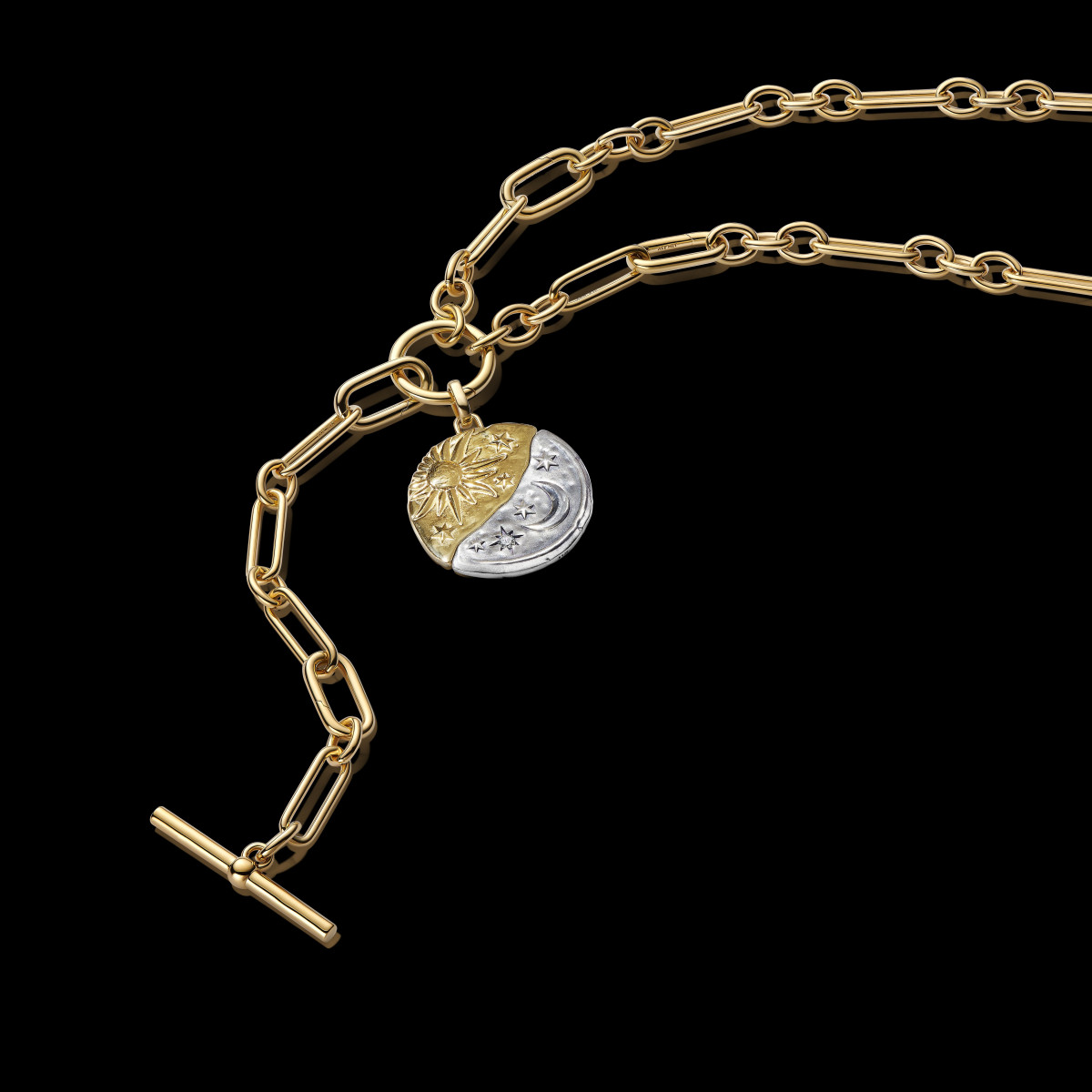 Ювелірна астрологія: нові талісмани Pandora для кожного знаку зодіаку10