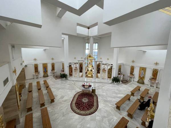 Греко-католицький храм святого Василія Великого та монастир отців василіан у Києві
