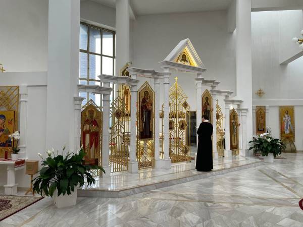 Греко-католицький храм святого Василія Великого та монастир отців василіан у Києві