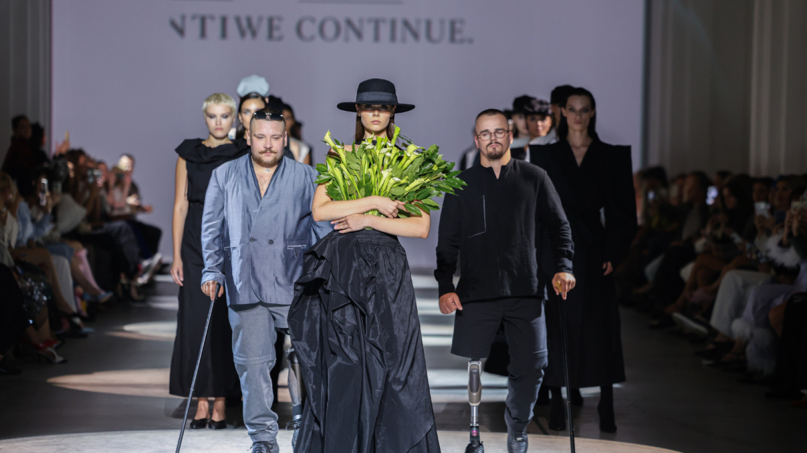 Як пройшов третій день Ukrainian Fashion Week сезону весна-літо — 20270