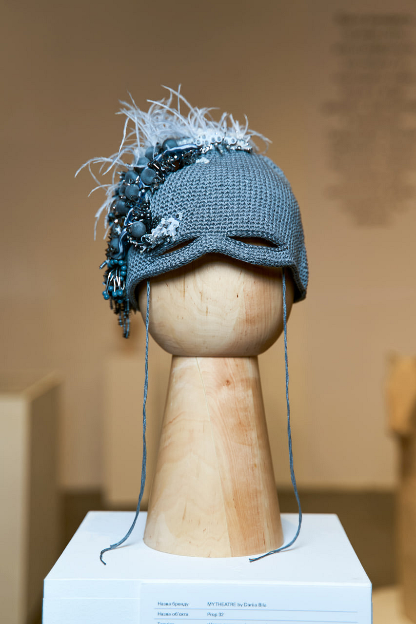 Як UFW переосмислив українське ремесло в моді та культурі у виставці Behind the Craft42