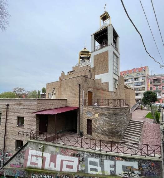 Храм святого Василія Великого: новий погляд на сакральну архітектуру Києва