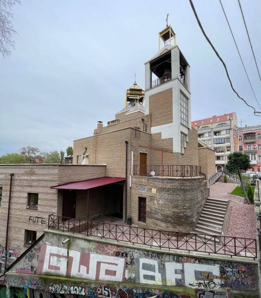 Храм святого Василія Великого: новий погляд на сакральну архітектуру Києва