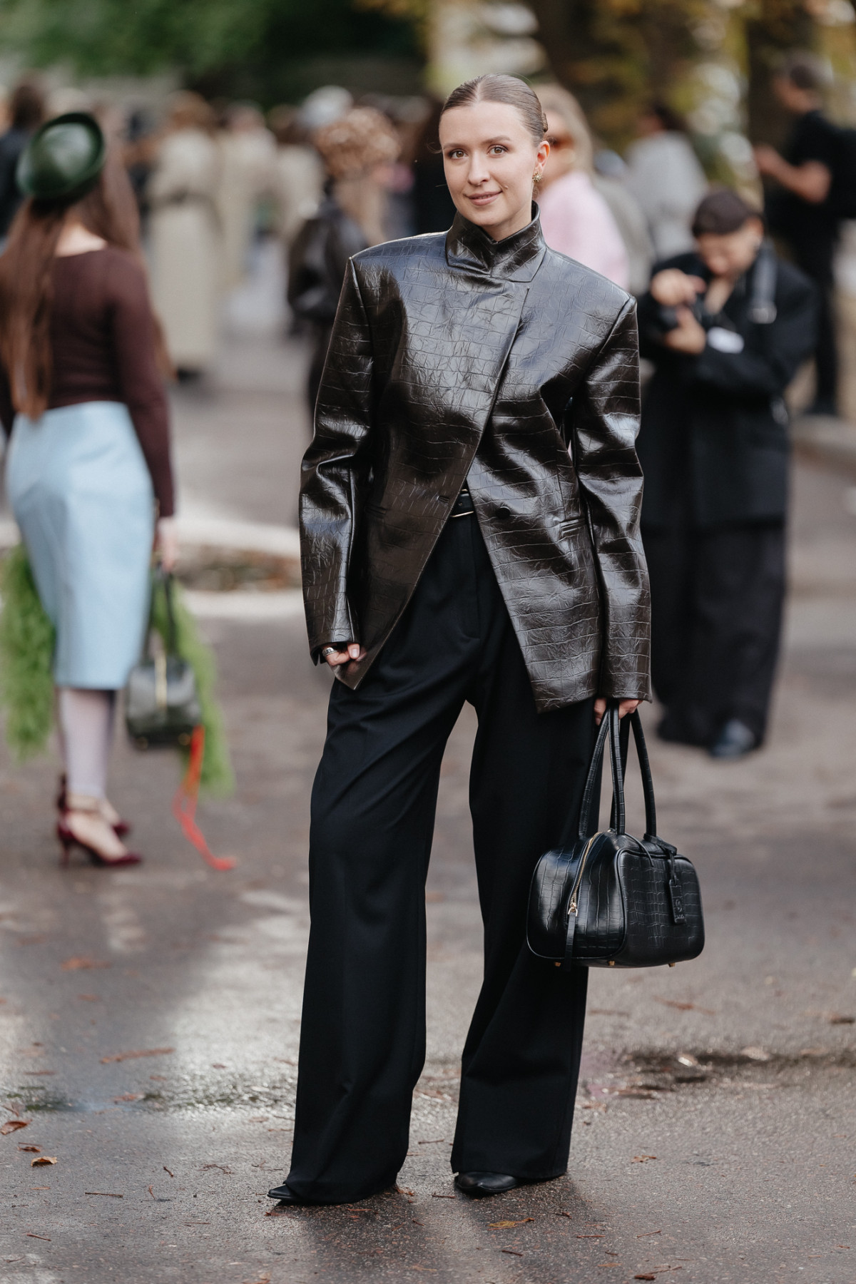 Найстильніші образи гостей п’ятого дня Ukrainian Fashion Week сезону весна-літо — 202731