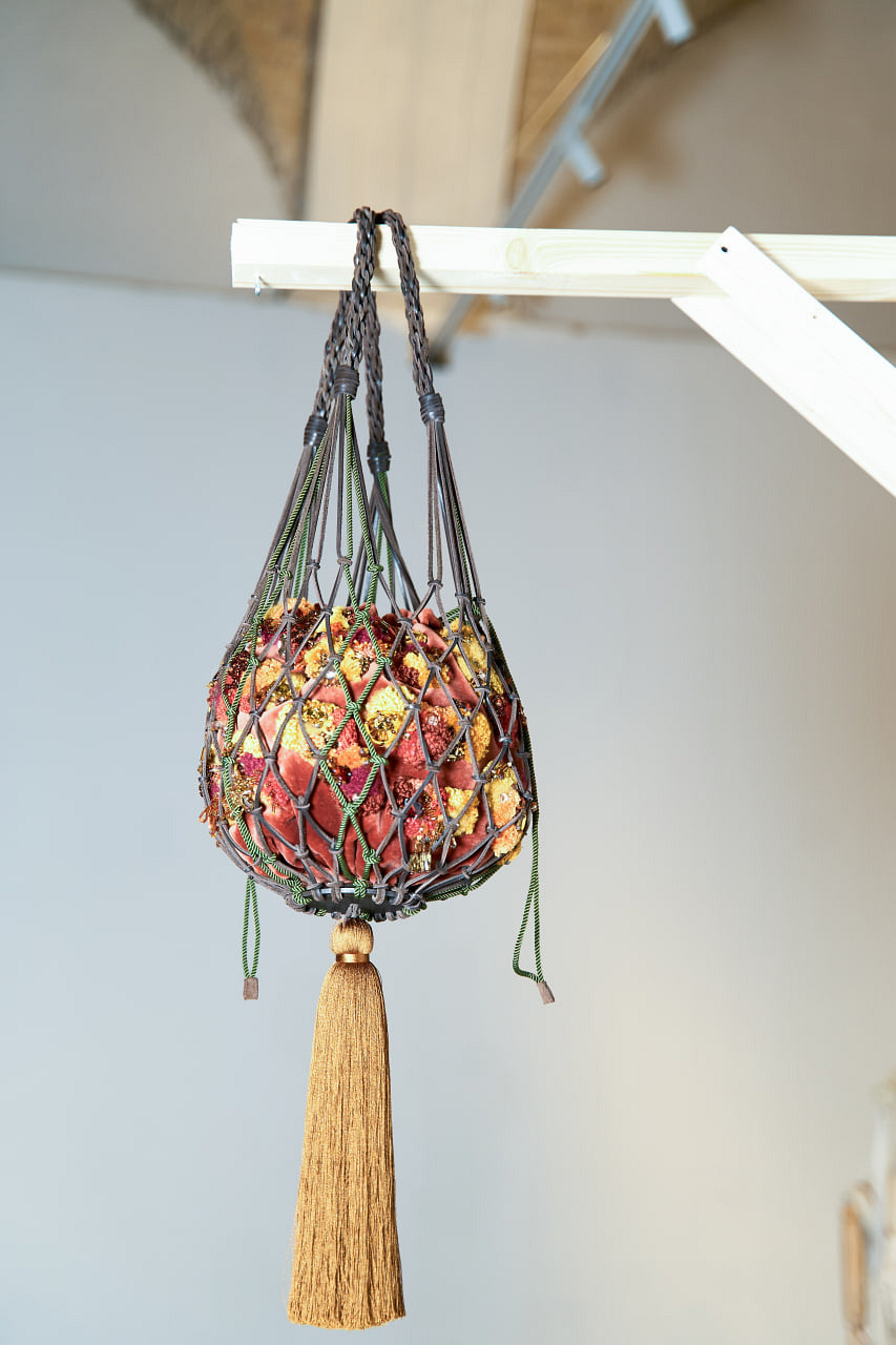 Як UFW переосмислив українське ремесло в моді та культурі у виставці Behind the Craft41