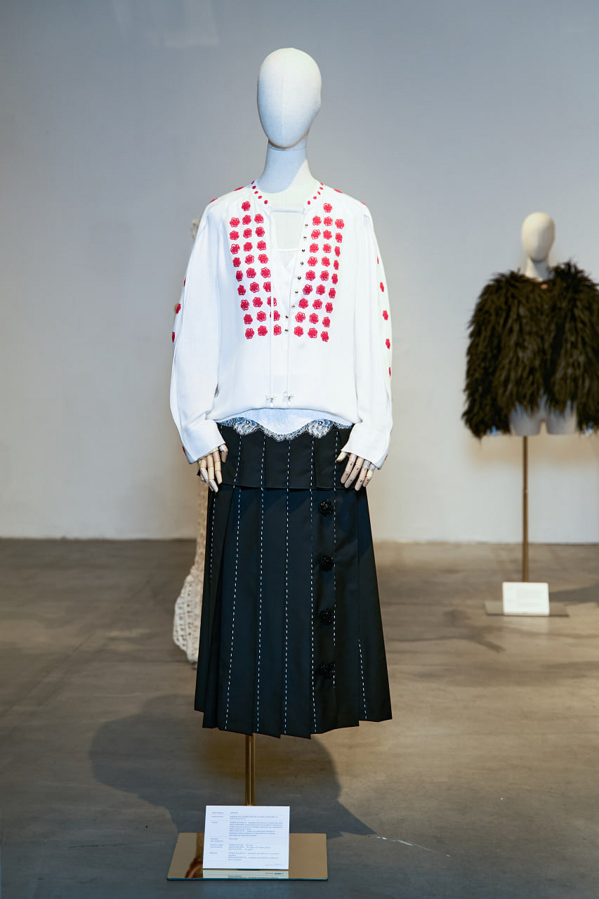 Як UFW переосмислив українське ремесло в моді та культурі у виставці Behind the Craft5