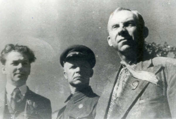 Павло Тичина, Олександр Довженко, Максим Рильський.