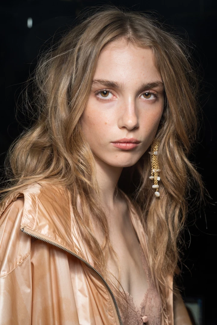 5 головних beauty-трендів з Міланського тижня моди сезону весна-літо 20277
