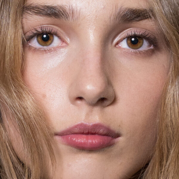 5 beauty-трендів весни-літа 2027 з Міланського тижня моди