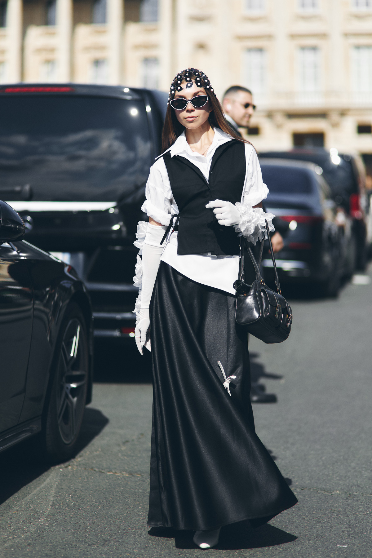 Французькі модні хроніки: 50 найстильніших образів Paris Fashion Week, які захочеться повторити цієї осені39