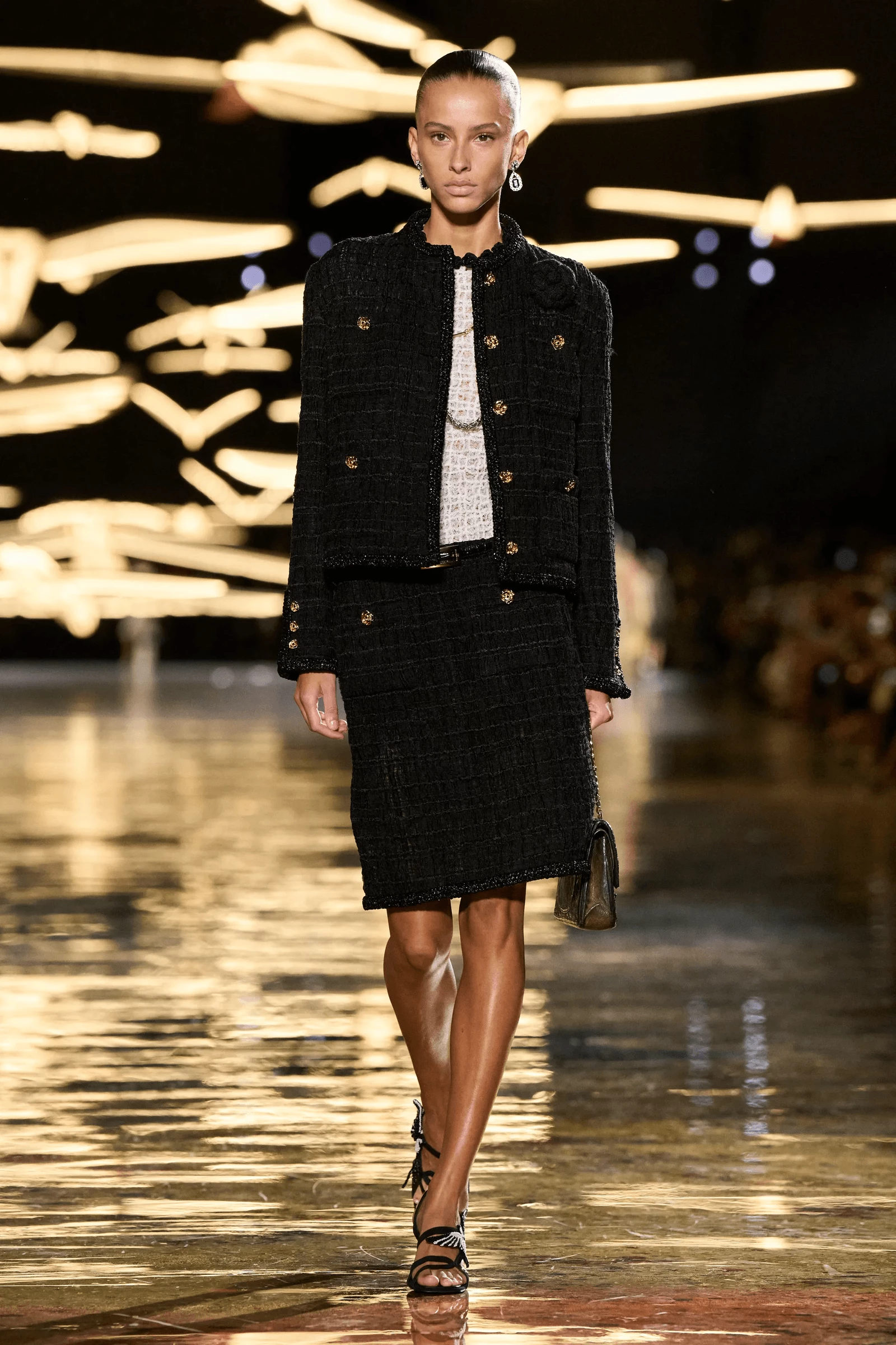 Chanel, весна-літо 2027, образ 834