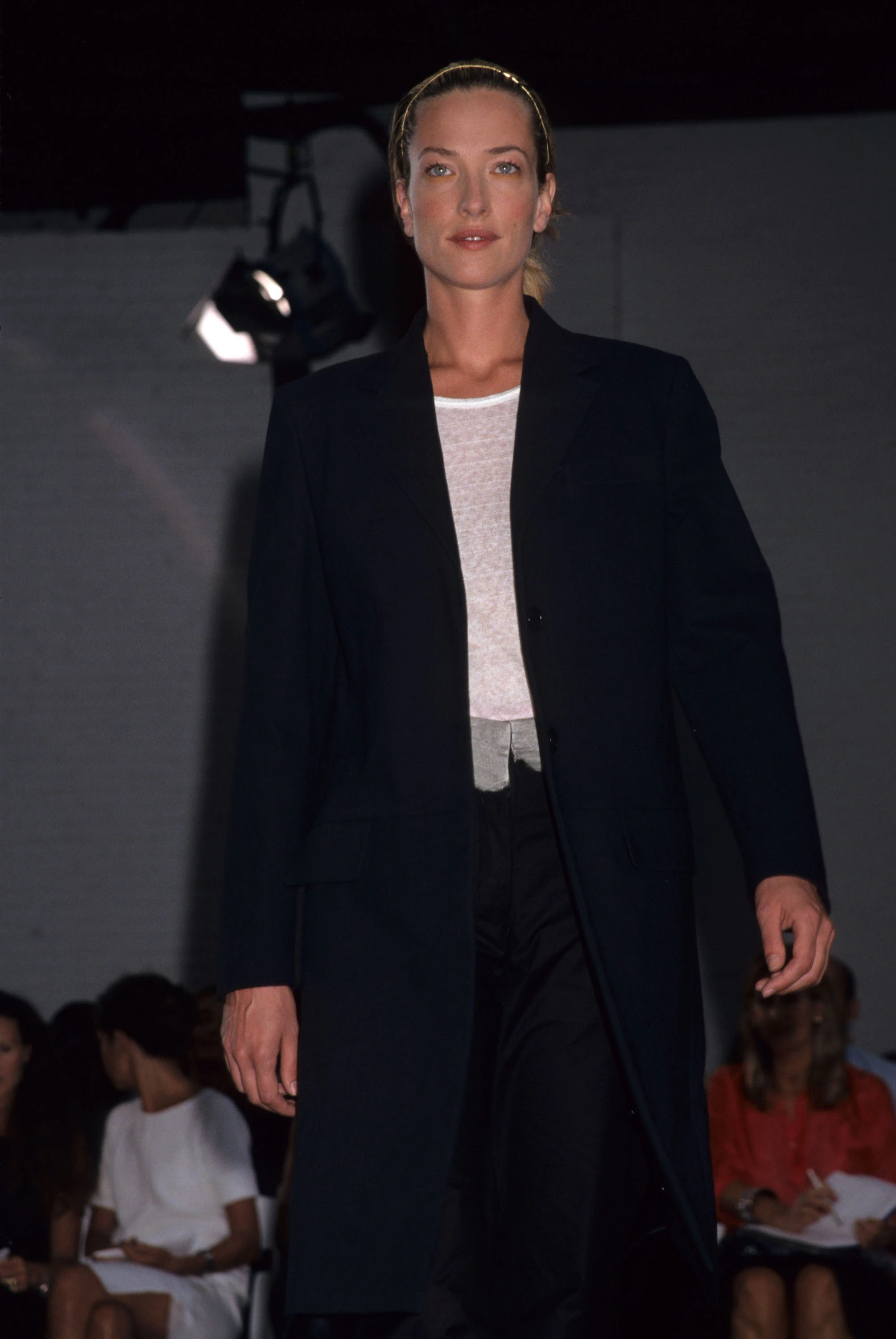 Тетяна Патіц на шоу Helmut Lang, 19982